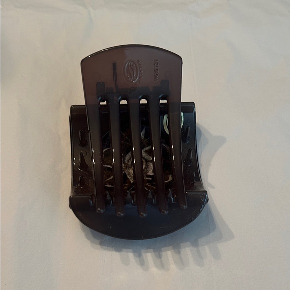 Trendy Boutique Brown Floral Hair Clip - Picture 2 of 7